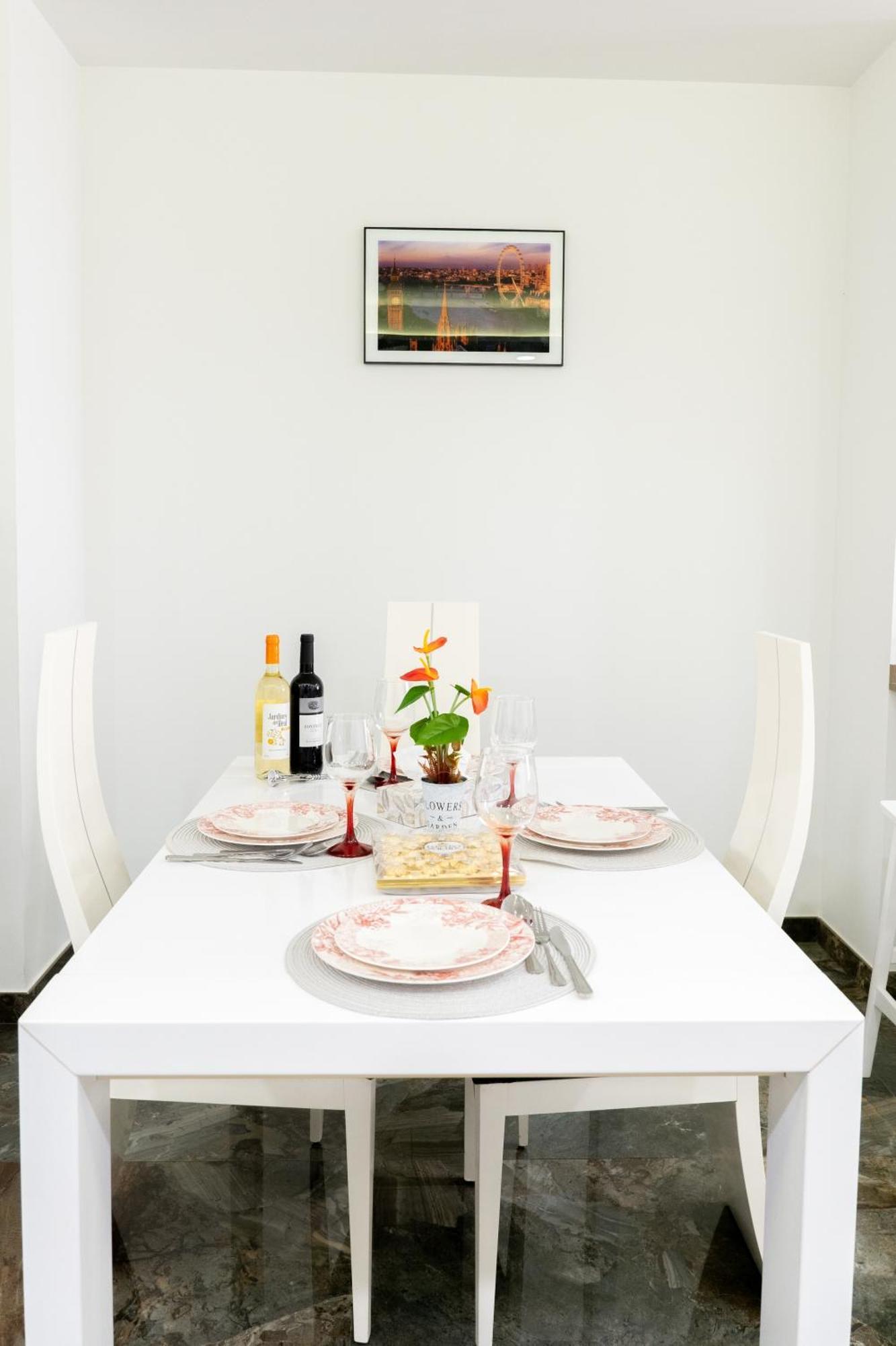 Apartamento Turistico Lux Center 瓦伦西亚 外观 照片