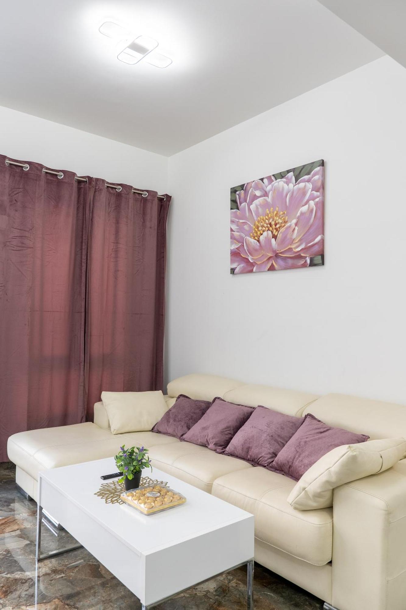 Apartamento Turistico Lux Center 瓦伦西亚 外观 照片