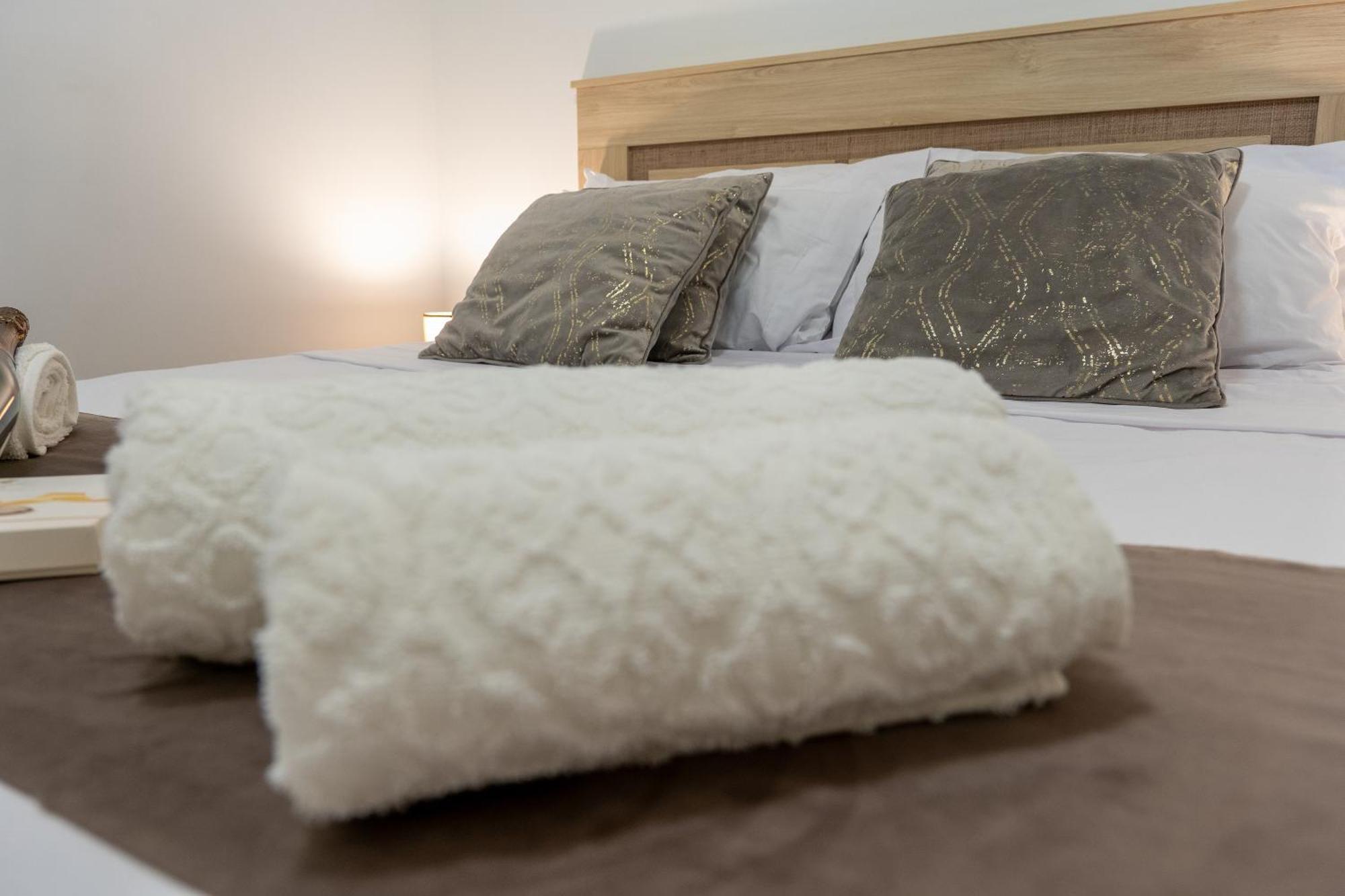 Apartamento Turistico Lux Center 瓦伦西亚 外观 照片