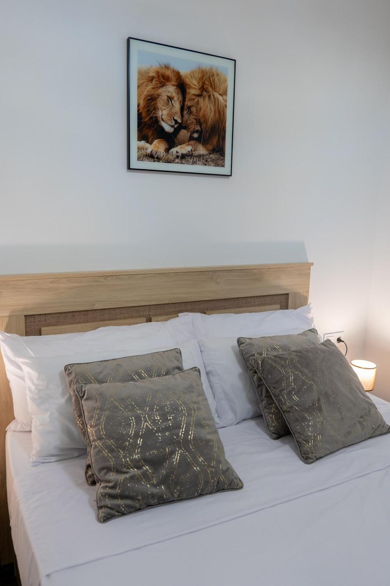 Apartamento Turistico Lux Center 瓦伦西亚 外观 照片